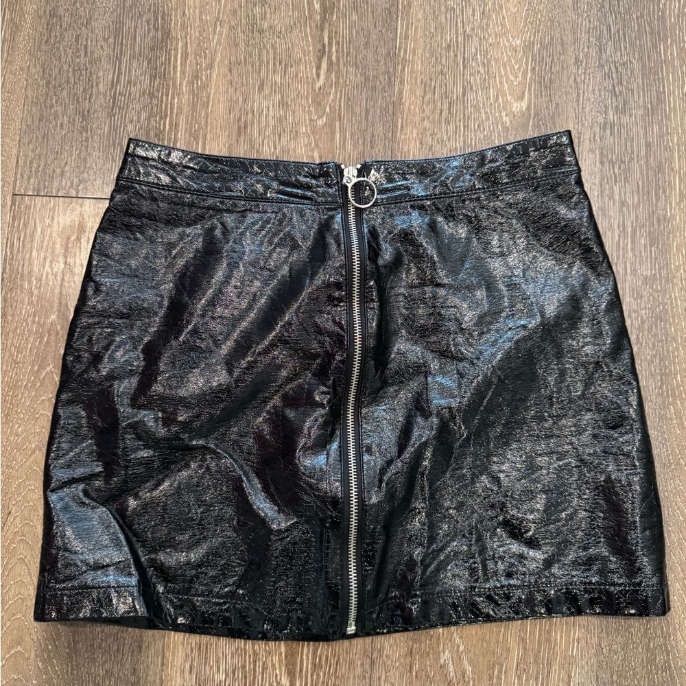 Forever 21 Shiny Black Mini Skirt